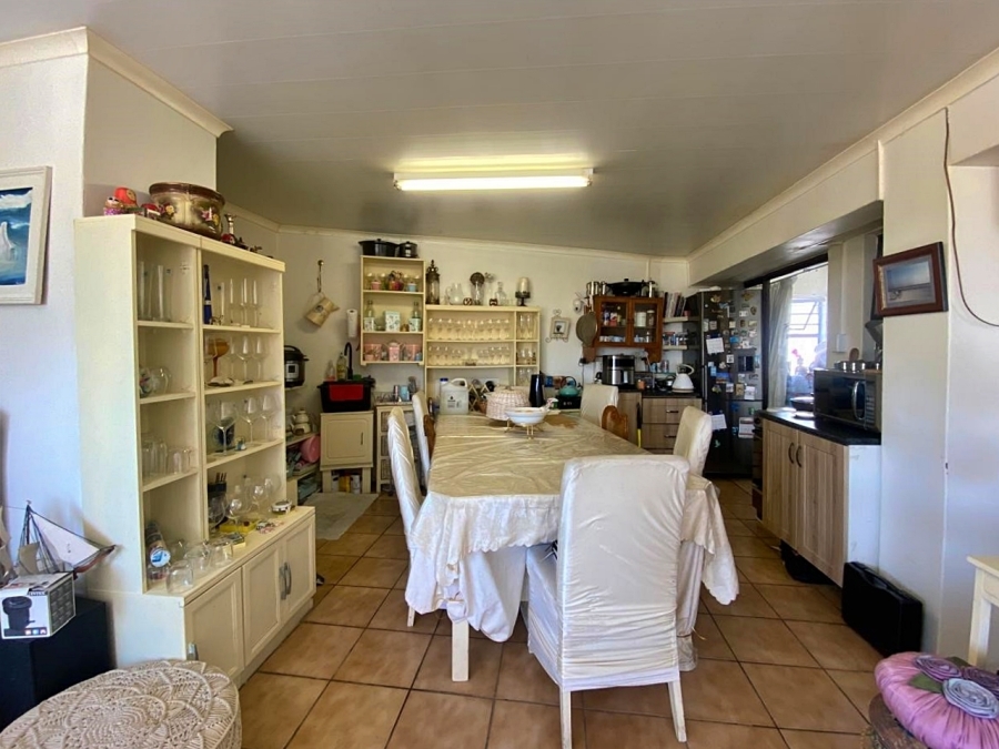 8 Bedroom Property for Sale in Country Club Western Cape